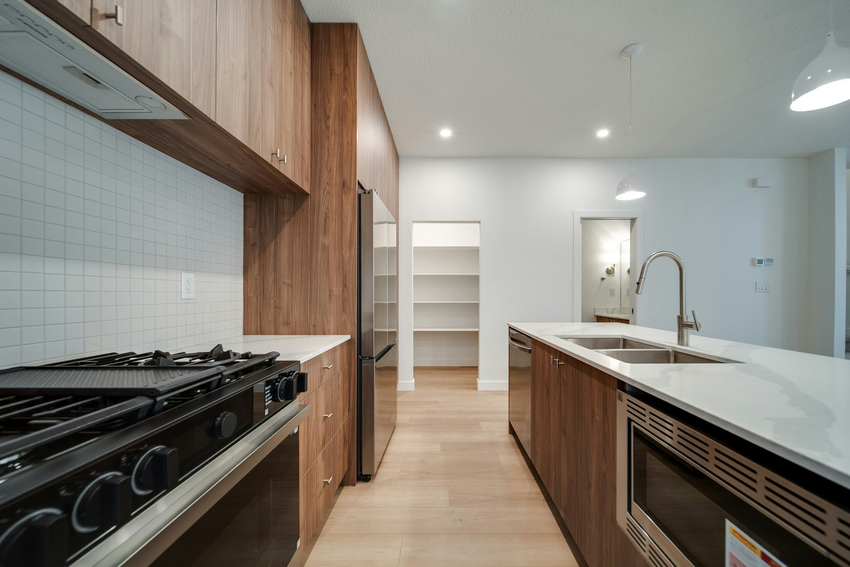 11315 58 Avenue Northwest, Edmonton, AB, T6H 0X8