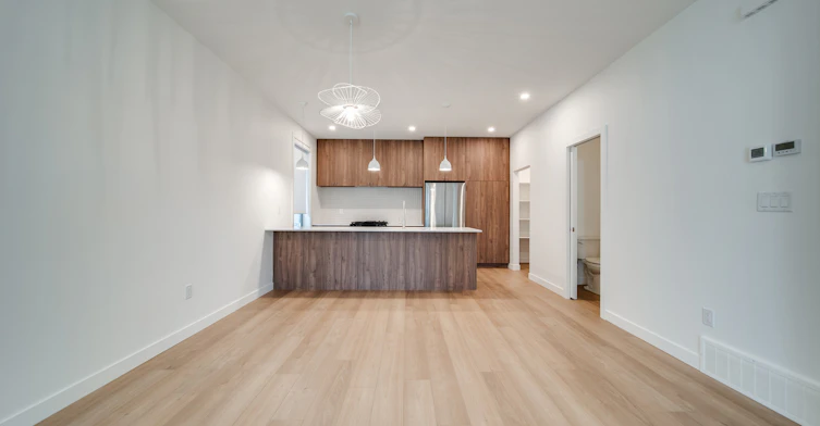 11315 58 Avenue Northwest, Edmonton, AB, T6H 0X8 - 8