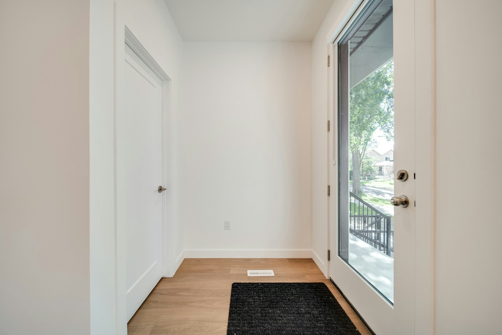 11315 58 Avenue Northwest, Edmonton, AB, T6H 0X8 - 2