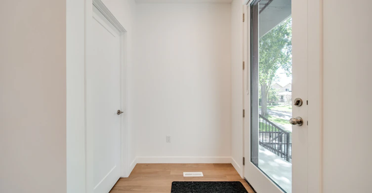 11315 58 Avenue Northwest, Edmonton, AB, T6H 0X8 - 2