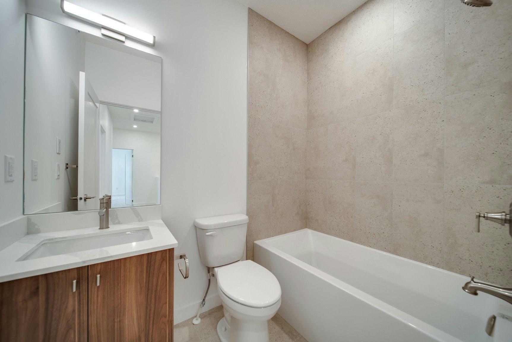 11315 58 Avenue Northwest, Edmonton, AB, T6H 0X8 - 16