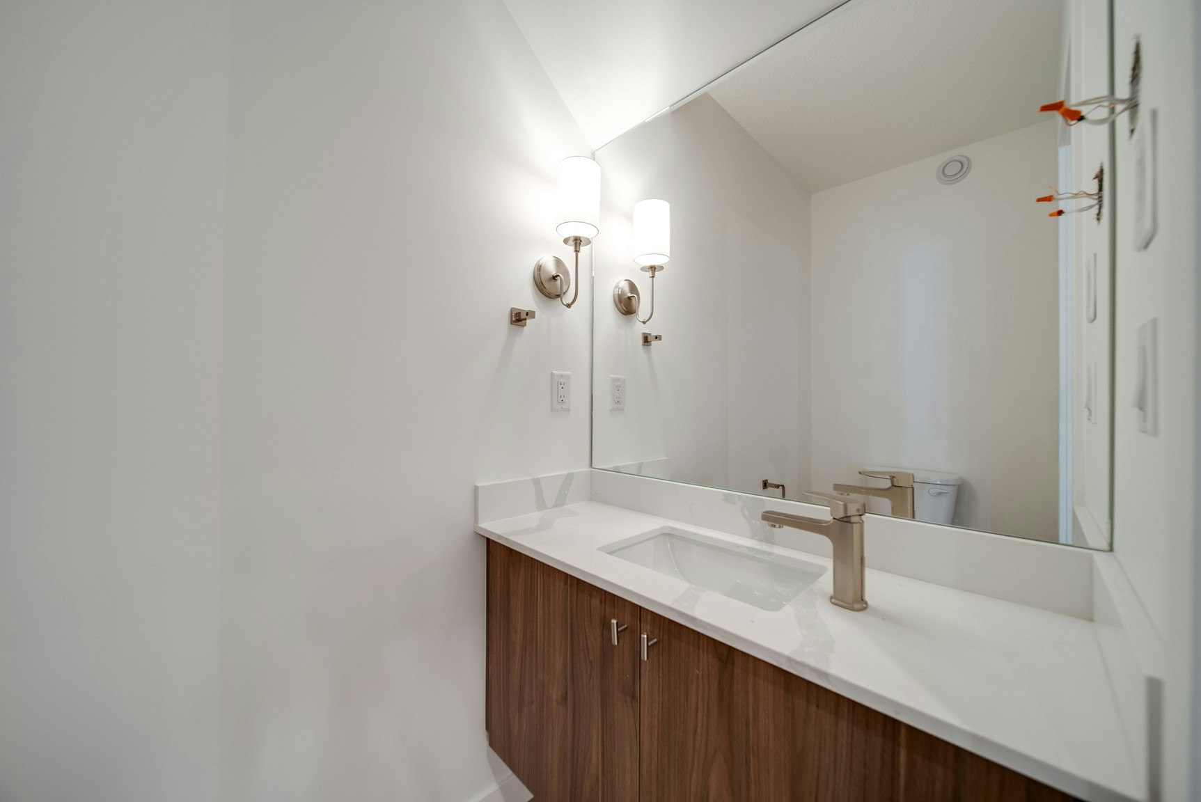 11315 58 Avenue Northwest, Edmonton, AB, T6H 0X8 - 10
