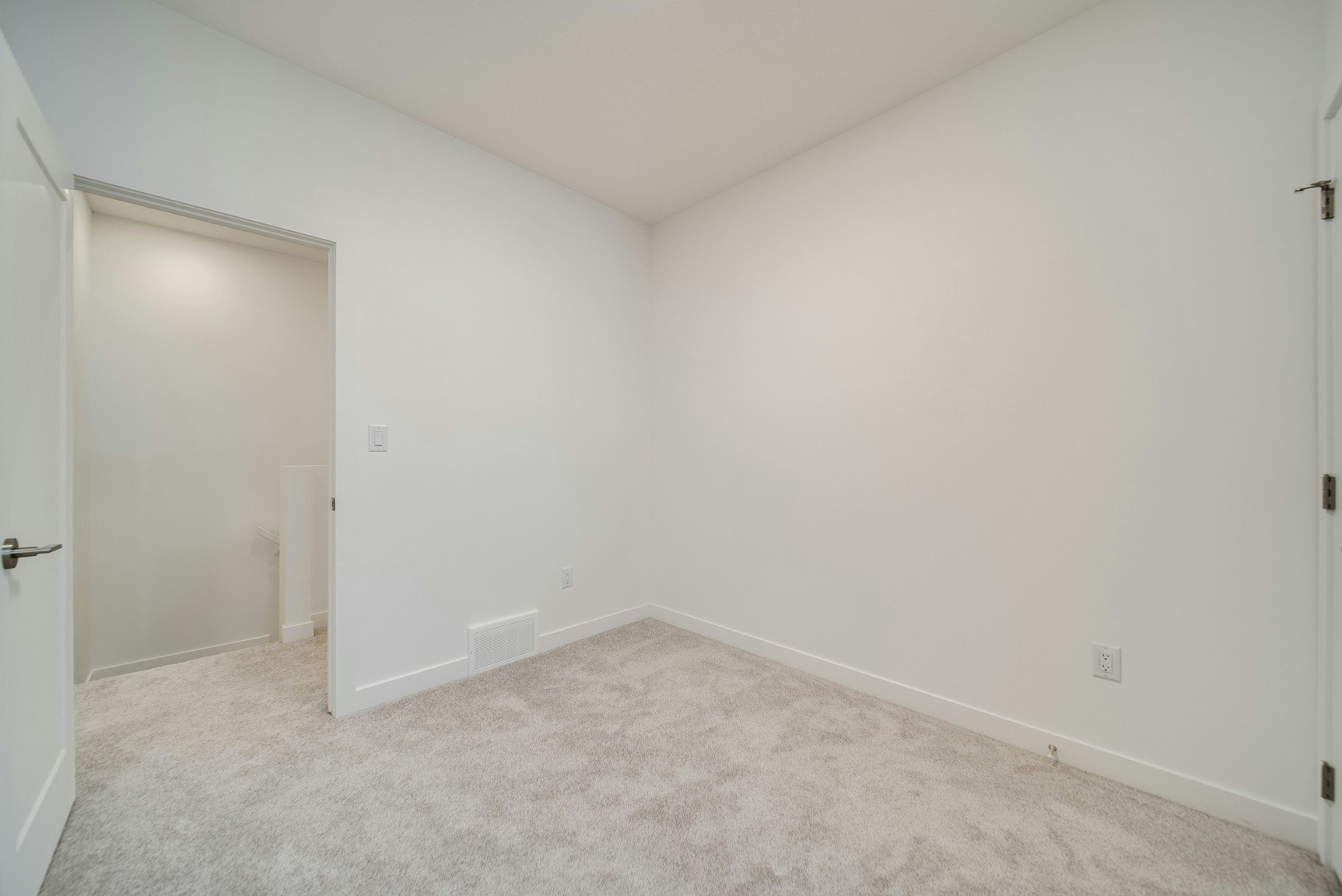 11315 58 Avenue Northwest, Edmonton, AB, T6H 0X8 - 20