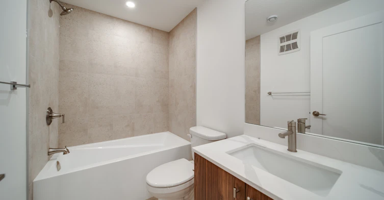11315 58 Avenue Northwest, Edmonton, AB, T6H 0X8 - 5