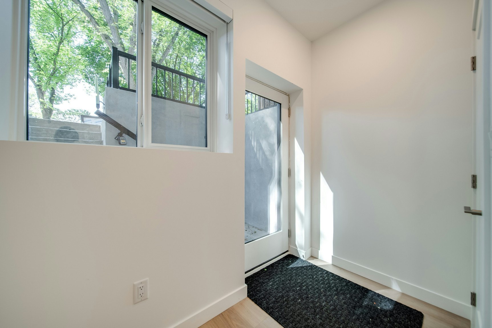 11315 58 Avenue Northwest, Edmonton, AB, T6H 0X8 - 8