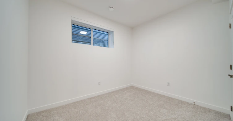 11315 58 Avenue Northwest, Edmonton, AB, T6H 0X8 - 6