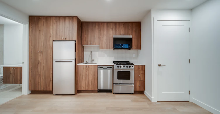 11315 58 Avenue Northwest, Edmonton, AB, T6H 0X8 - 2