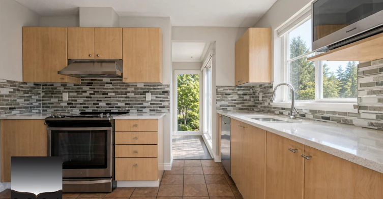 2488 Pitt River Road, Port Coquitlam, BC, V3C 6K8 - 7