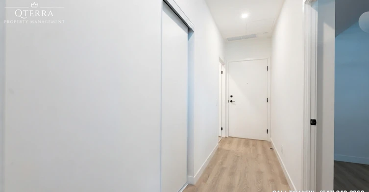 729-1050 Eastern Avenue, Toronto, ON, M4L 0B7 - 8