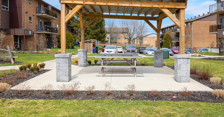 725-204-745 Wonderland Road South, London, ON, N6K 1M1 - 14