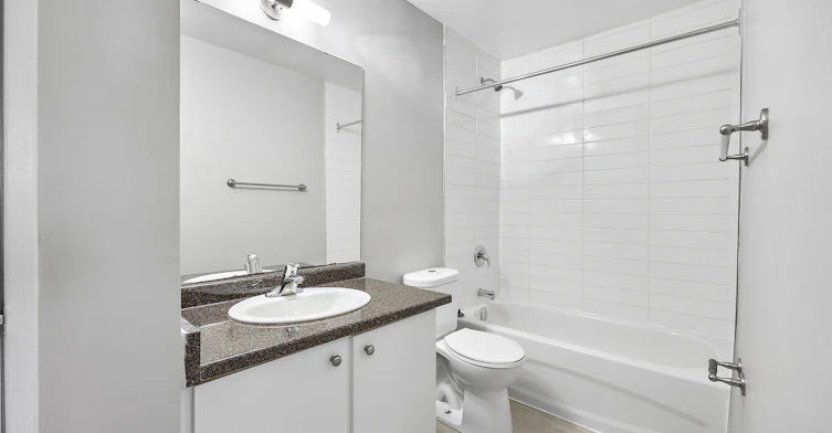 725-204-745 Wonderland Road South, London, ON, N6K 1M1 - 8