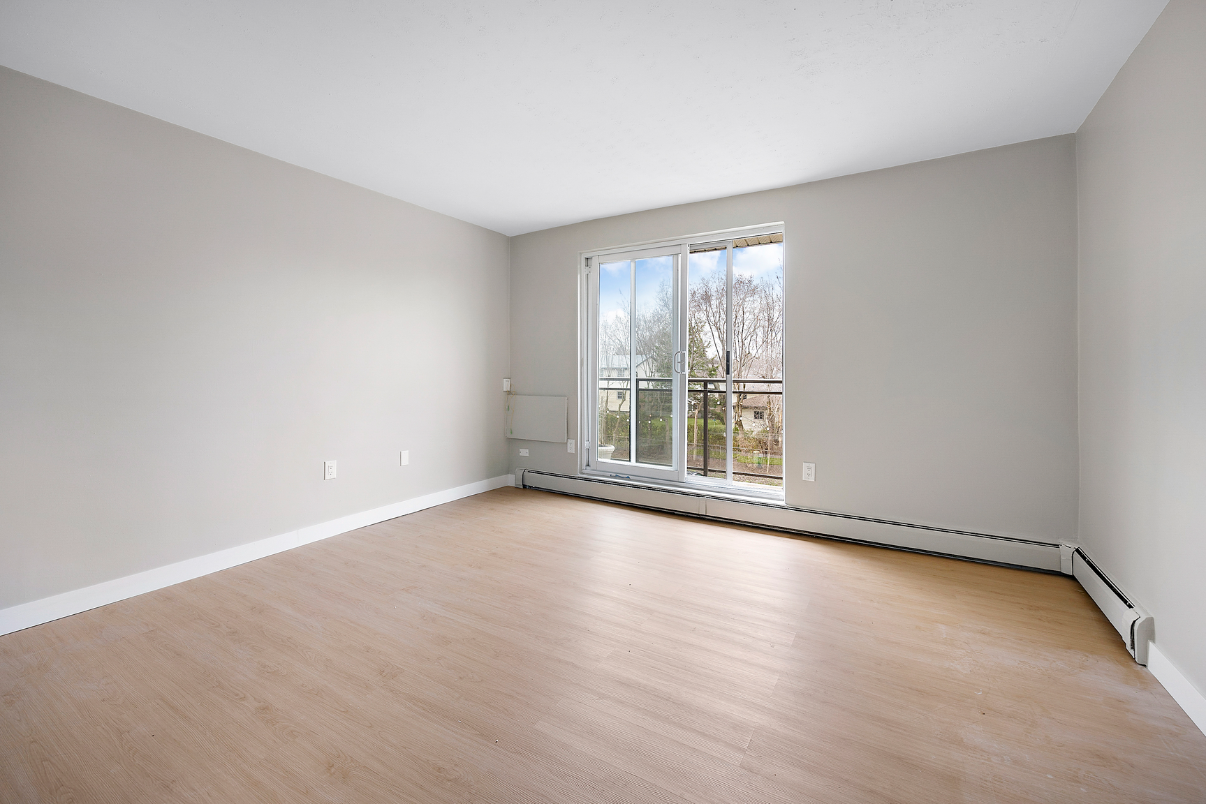 735-101-745 Wonderland Road South, London, ON, N6K 1M1 - 7