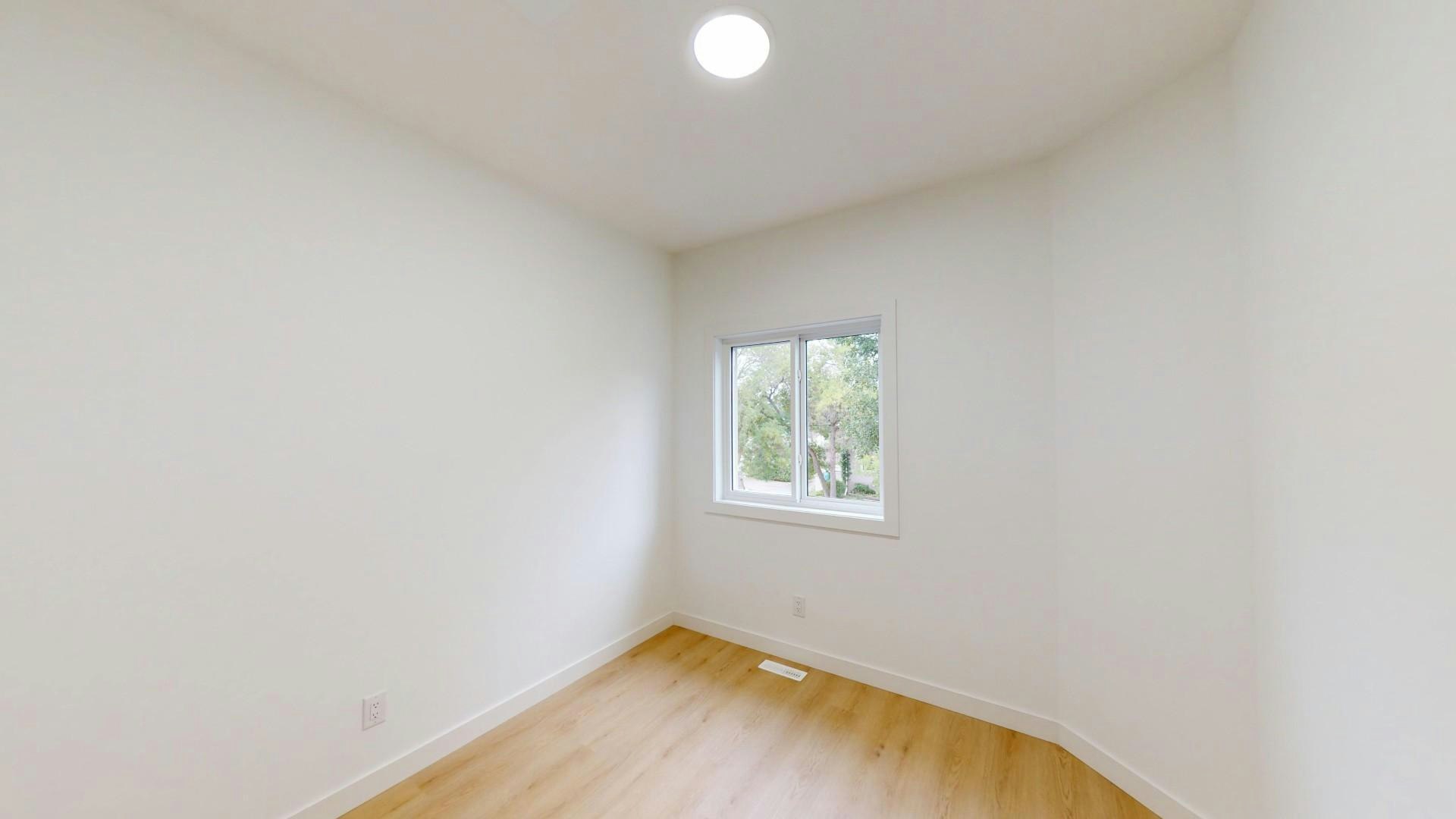 10963 140 Street NW, Edmonton, AB, T5C 2M6 - 6