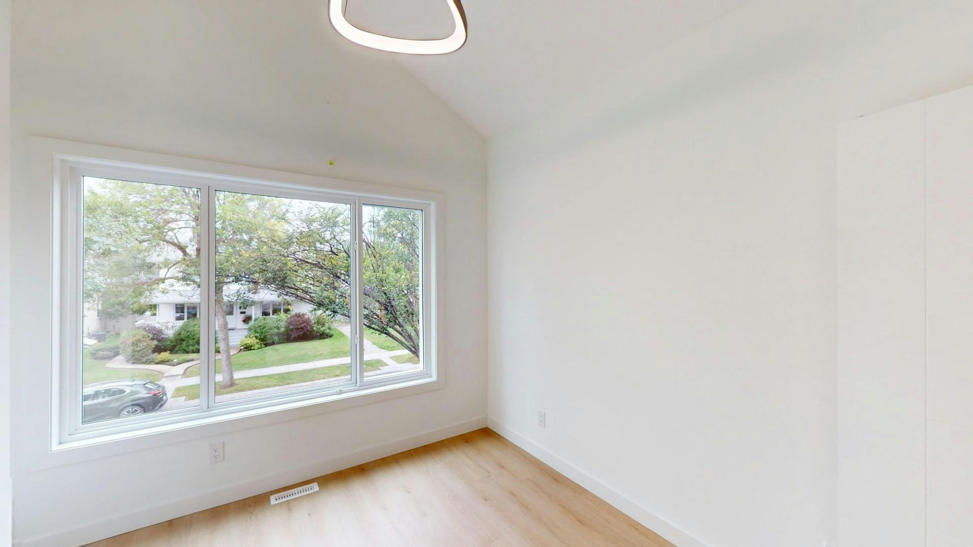 10965 140 Street NW, Edmonton, AB, T5C 2M6 - 7