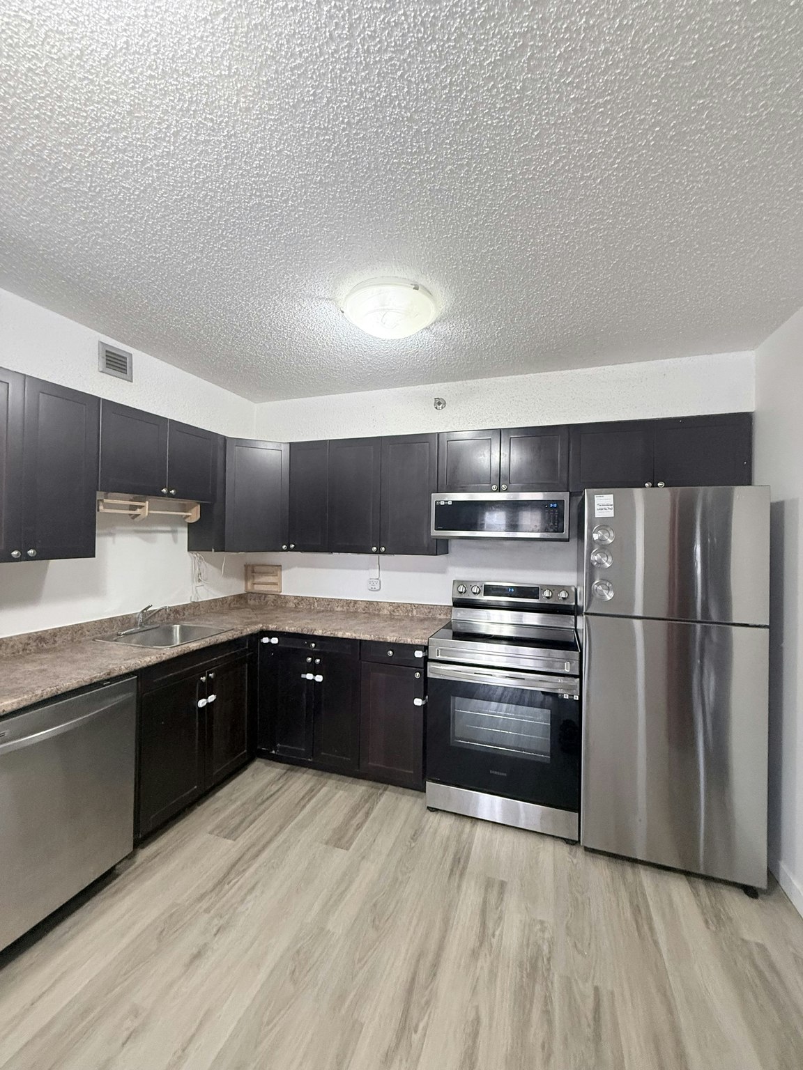 405 5th Avenue North, Saskatoon, SK, S7K 6Z3