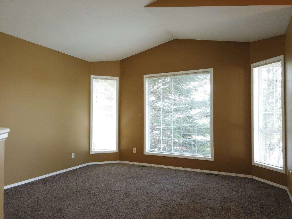 6219 90a Street, Grande Prairie, AB, T8W 2M3 - 4