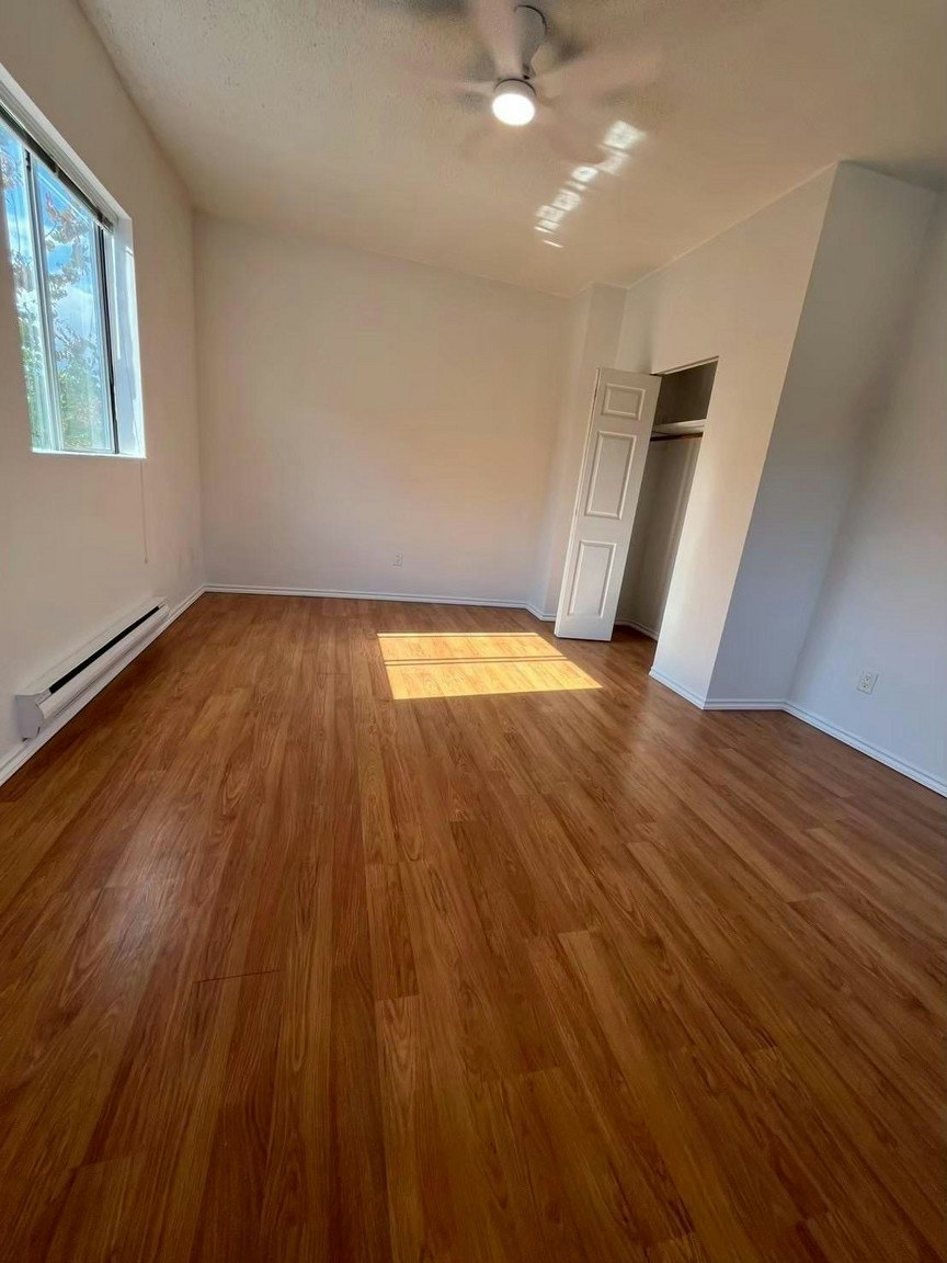 4-3290 Main Street, Vancouver, BC, V5V 3M5 - 4