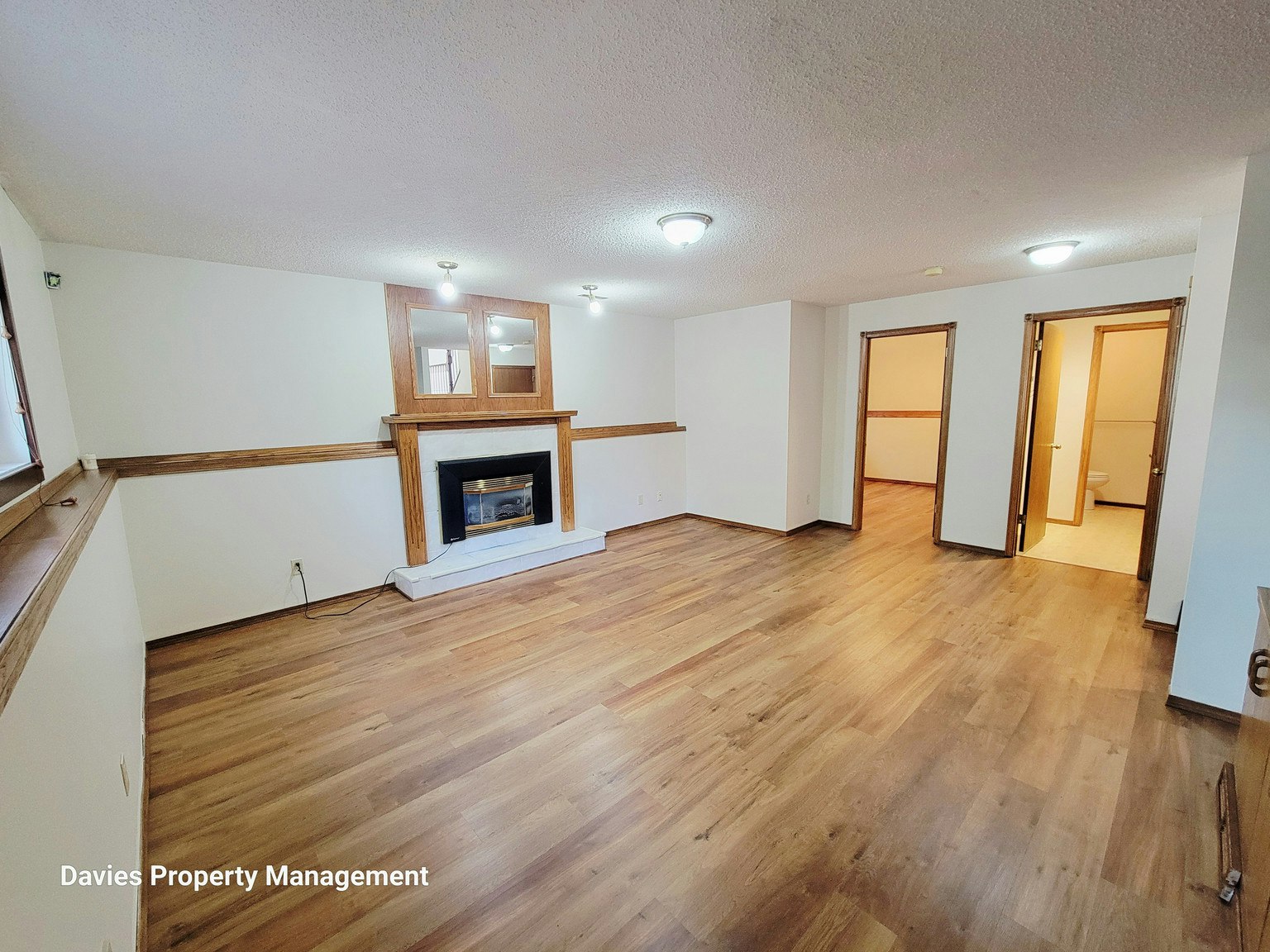 4427 Whitemud Road Northwest, Edmonton, AB, T6H 5W7 - 4