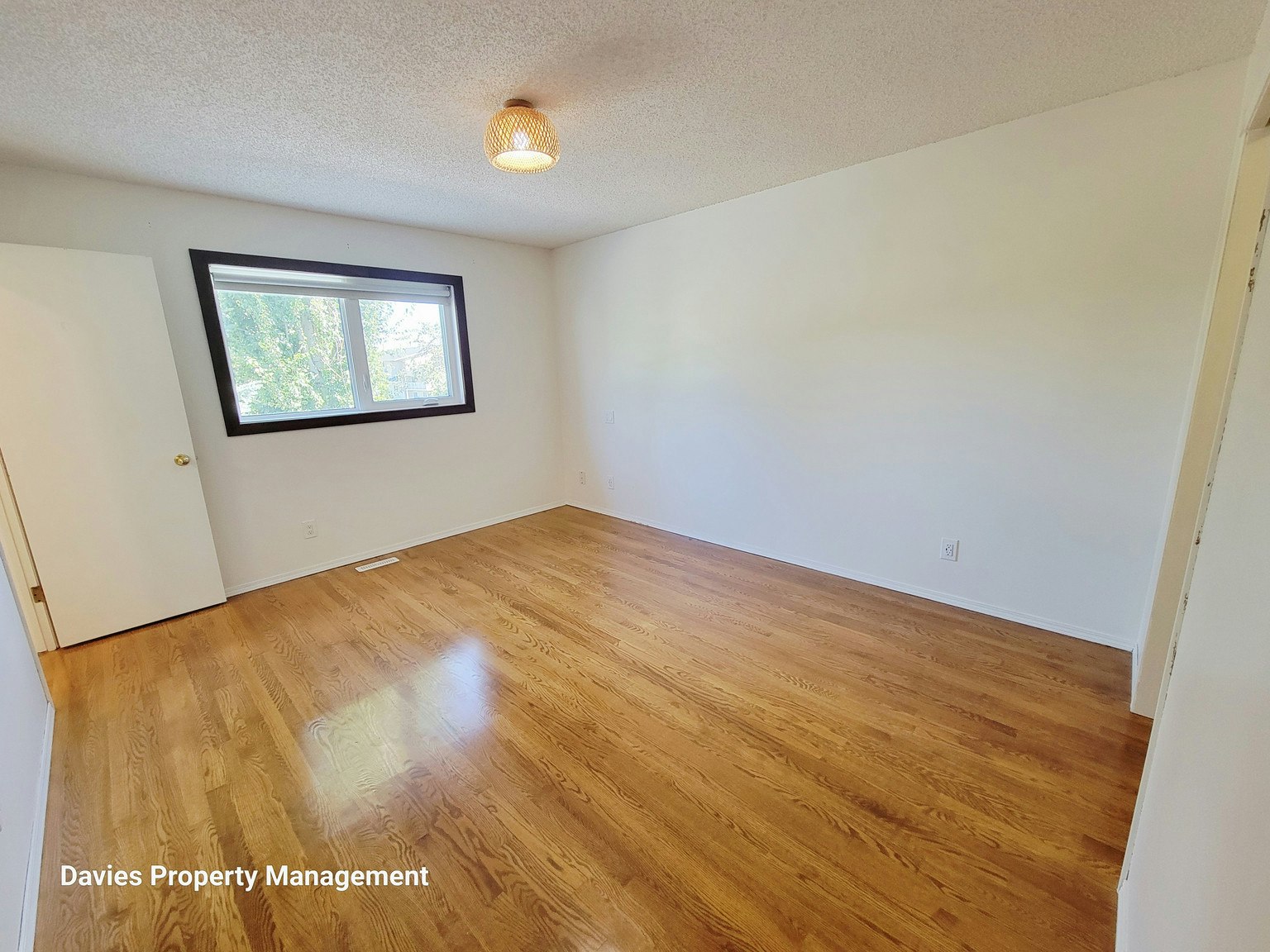 4427 Whitemud Road Northwest, Edmonton, AB, T6H 5W7 - 14