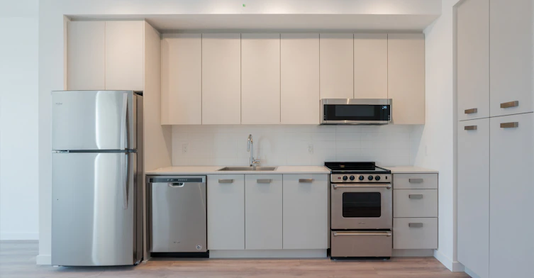 2850 Livingstone Avenue, Abbotsford, BC, V2T 0K3 - 8