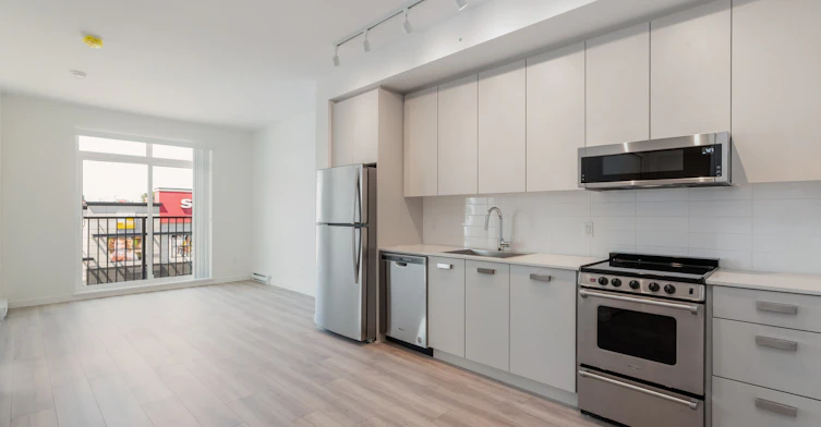2850 Livingstone Avenue, Abbotsford, BC, V2T 0K3 - 9