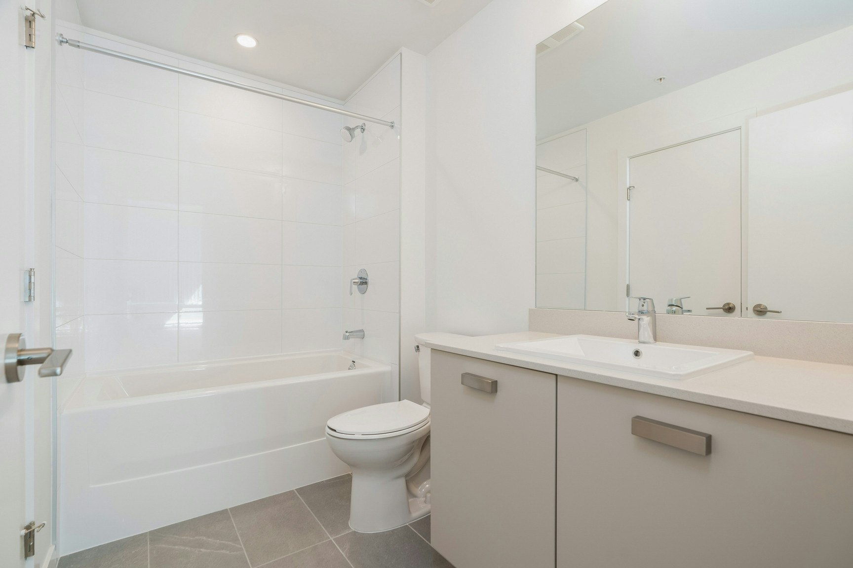 2850 Livingstone Avenue, Abbotsford, BC, V2T 0K3 - 12