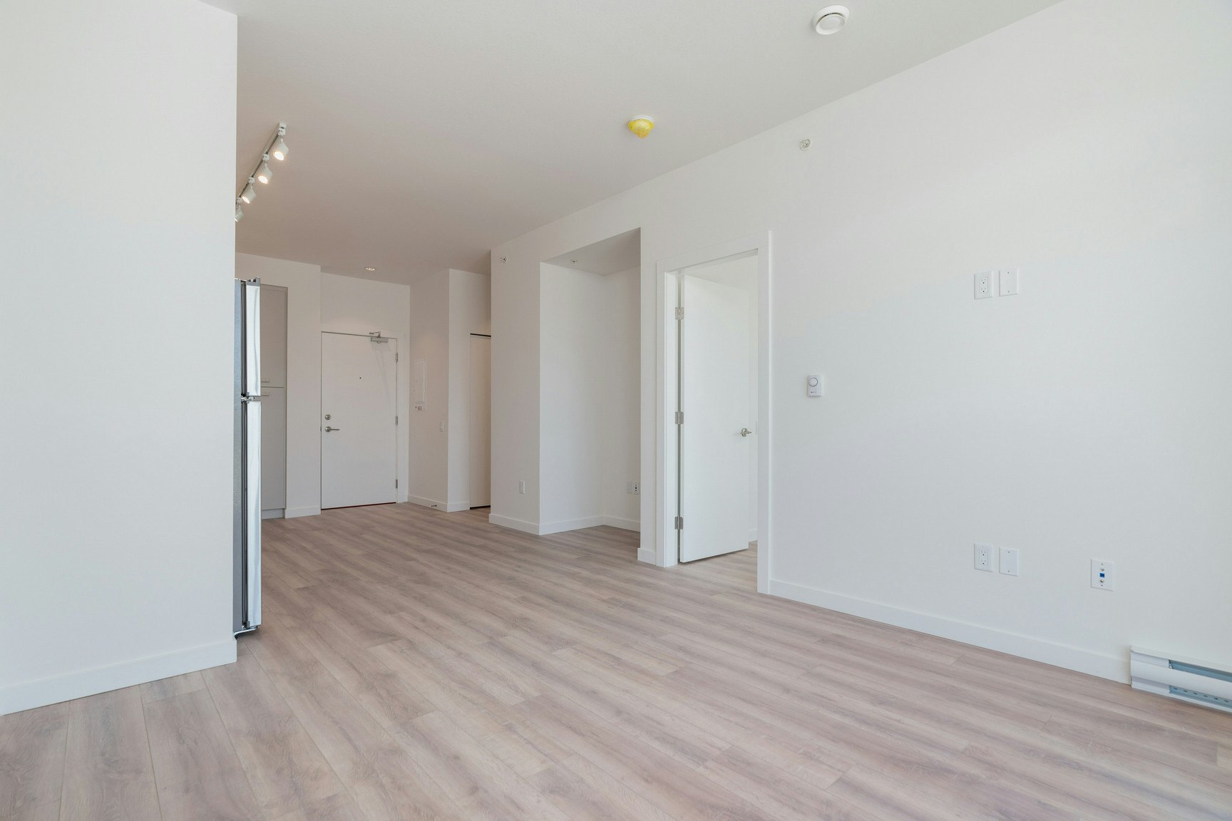2850 Livingstone Avenue, Abbotsford, BC, V2T 0K3 - 2