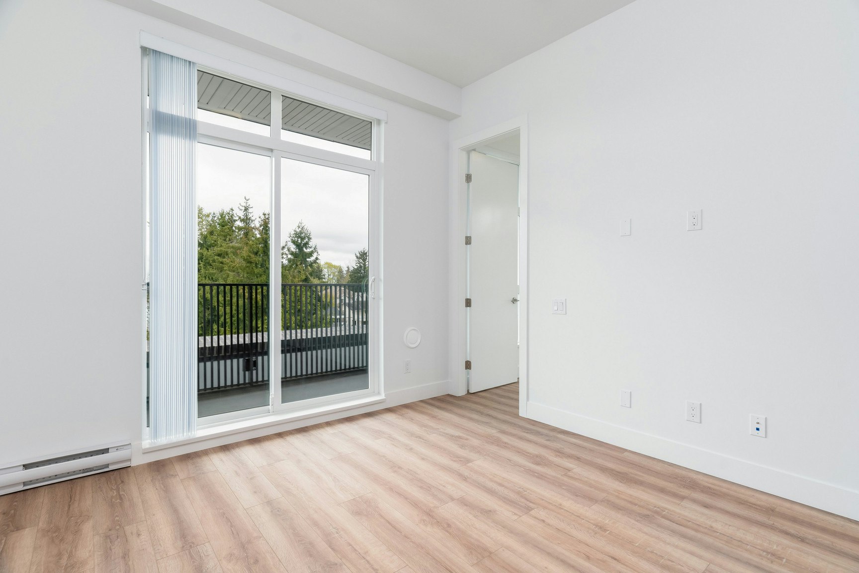2850 Livingstone Avenue, Abbotsford, BC, V2T 0K3 4