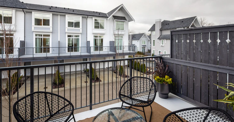 2850 Livingstone Avenue, Abbotsford, BC, V2T 0K3 - 9