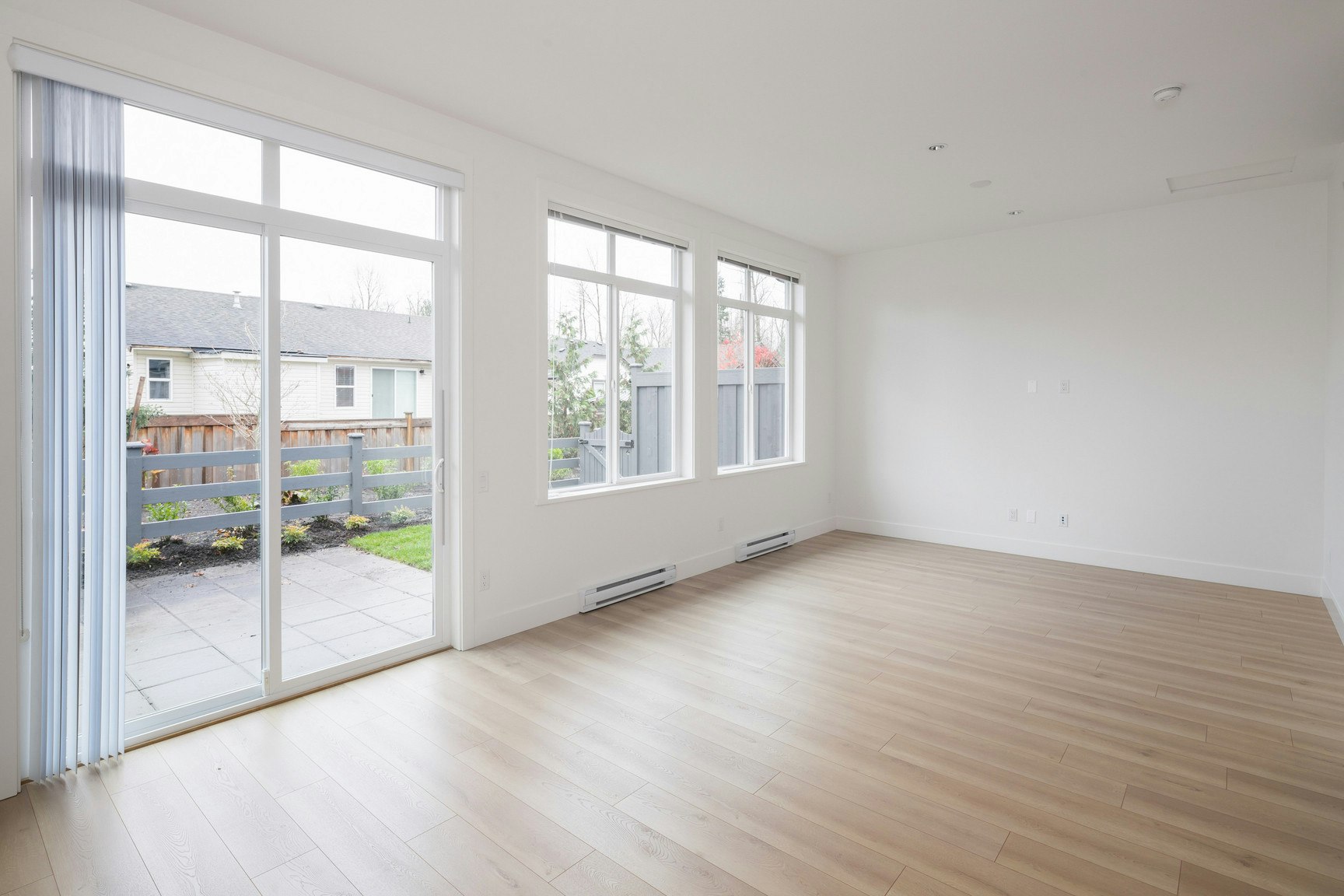 2850 Livingstone Avenue, Abbotsford, BC, V2T 0K3 - 6