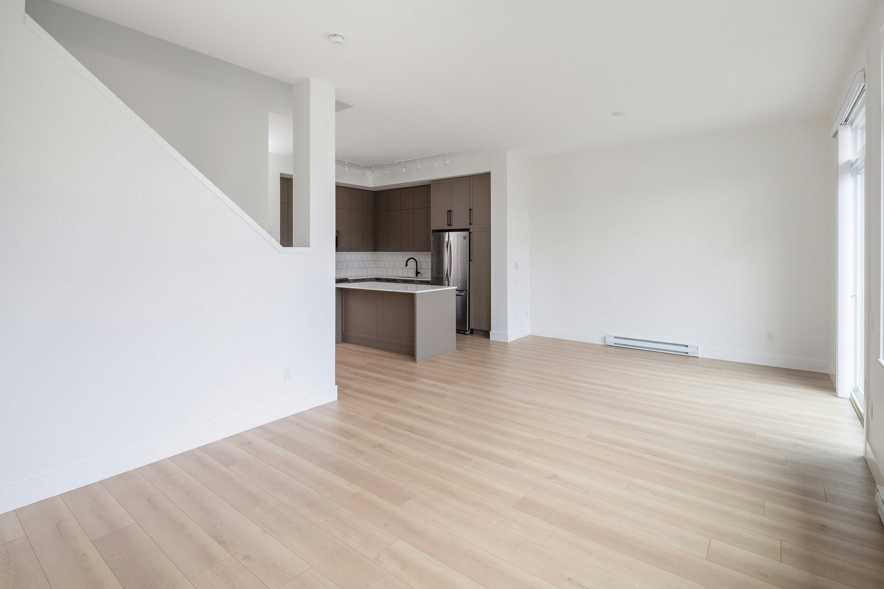 2850 Livingstone Avenue, Abbotsford, BC, V2T 0K3 - 8
