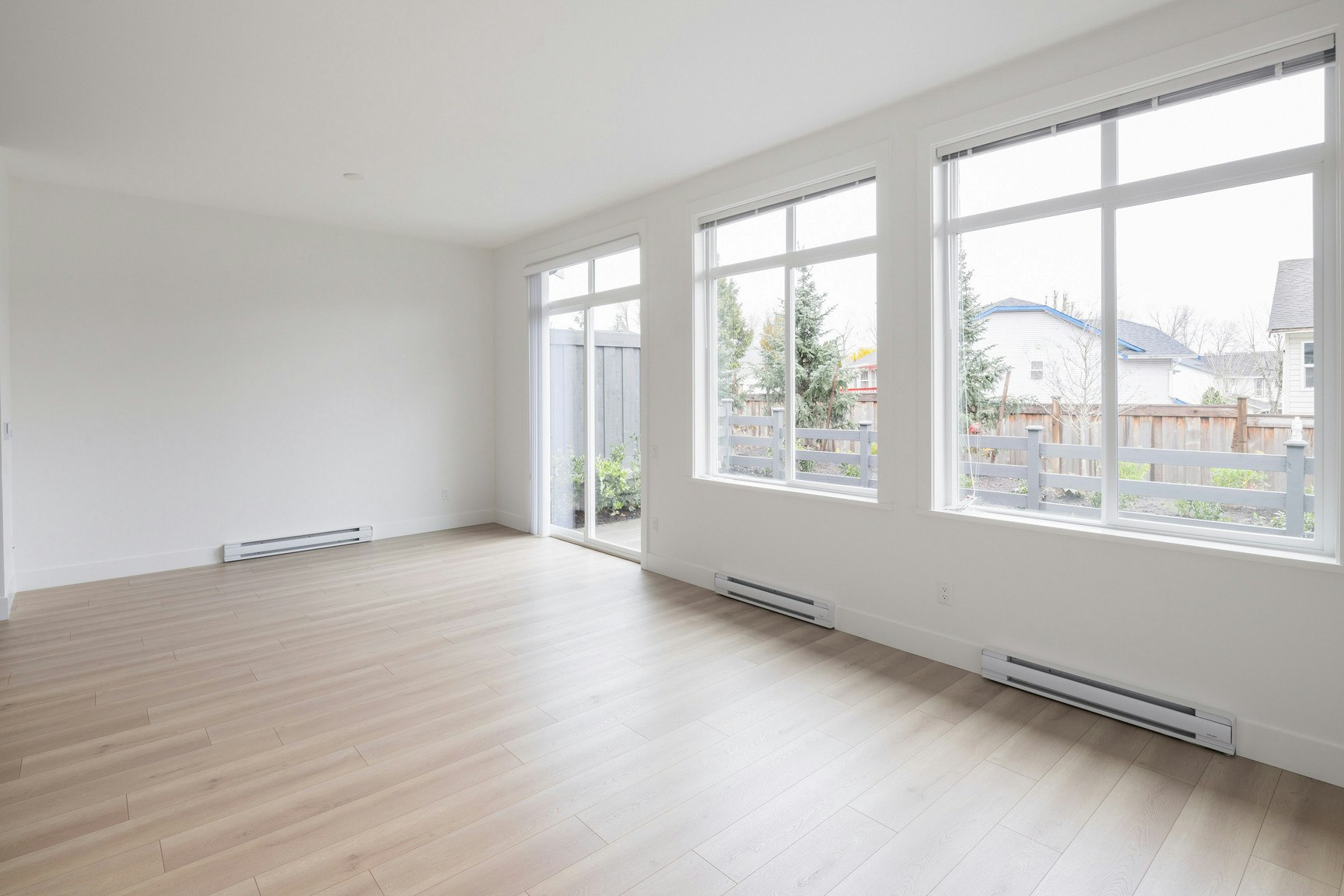 2850 Livingstone Avenue, Abbotsford, BC, V2T 0K3 - 5