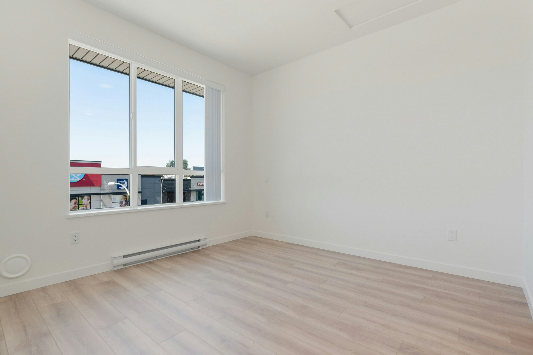 2850 Livingstone Avenue, Abbotsford, BC, V2T 0K3 - 8