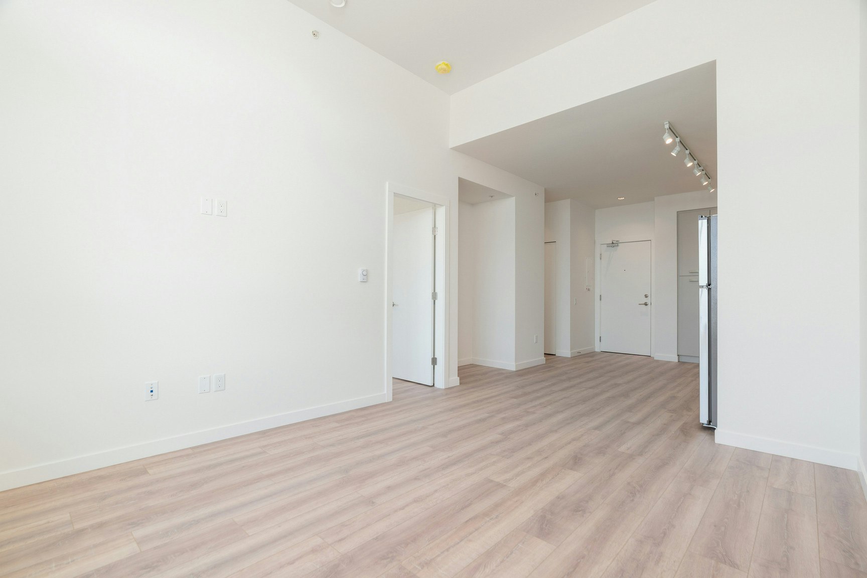2850 Livingstone Avenue, Abbotsford, BC, V2T 0K3 2