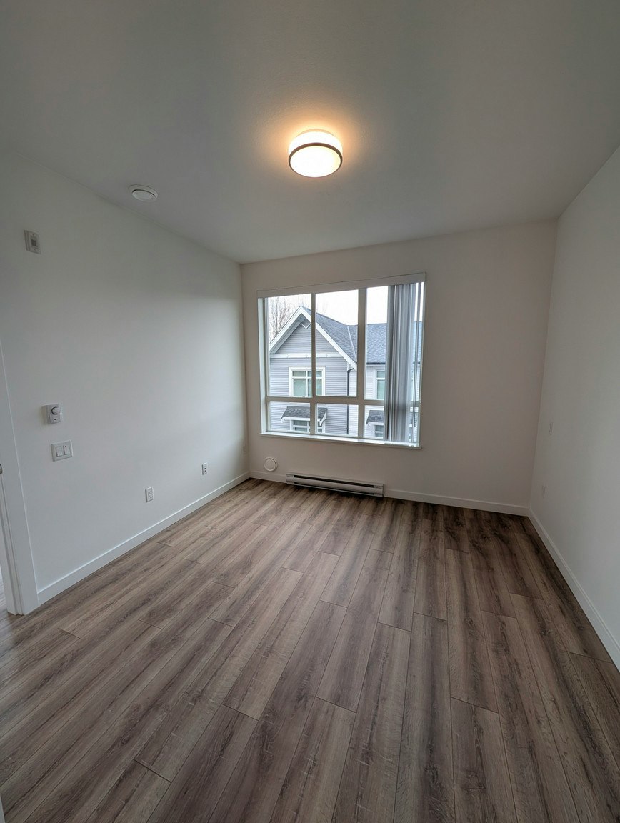 2850 Livingstone Avenue, Abbotsford, BC, V2T 0K3 - 8
