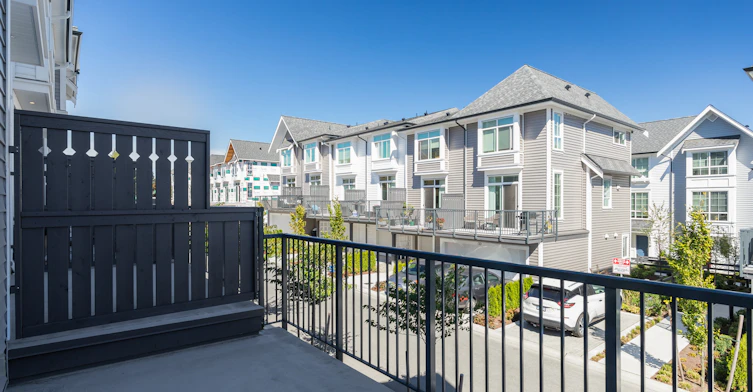 160-2850 Livingstone Avenue, Abbotsford, BC, V2T 0K3 - 2