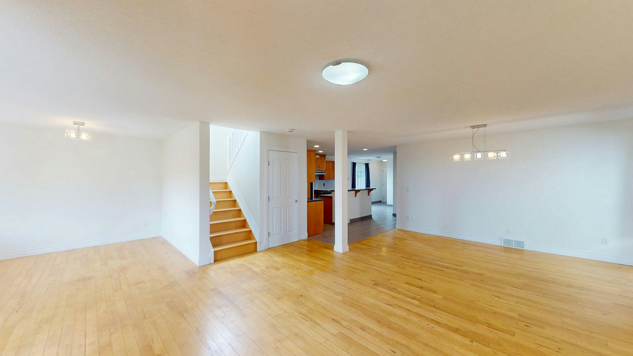 1331 8 Avenue Ne, Calgary, AB, T2E 0P2 - 3
