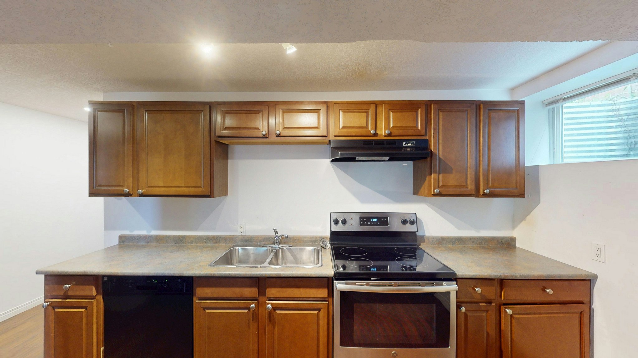 1331 8 Avenue Ne, Calgary, AB, T2E 0P2 - 12