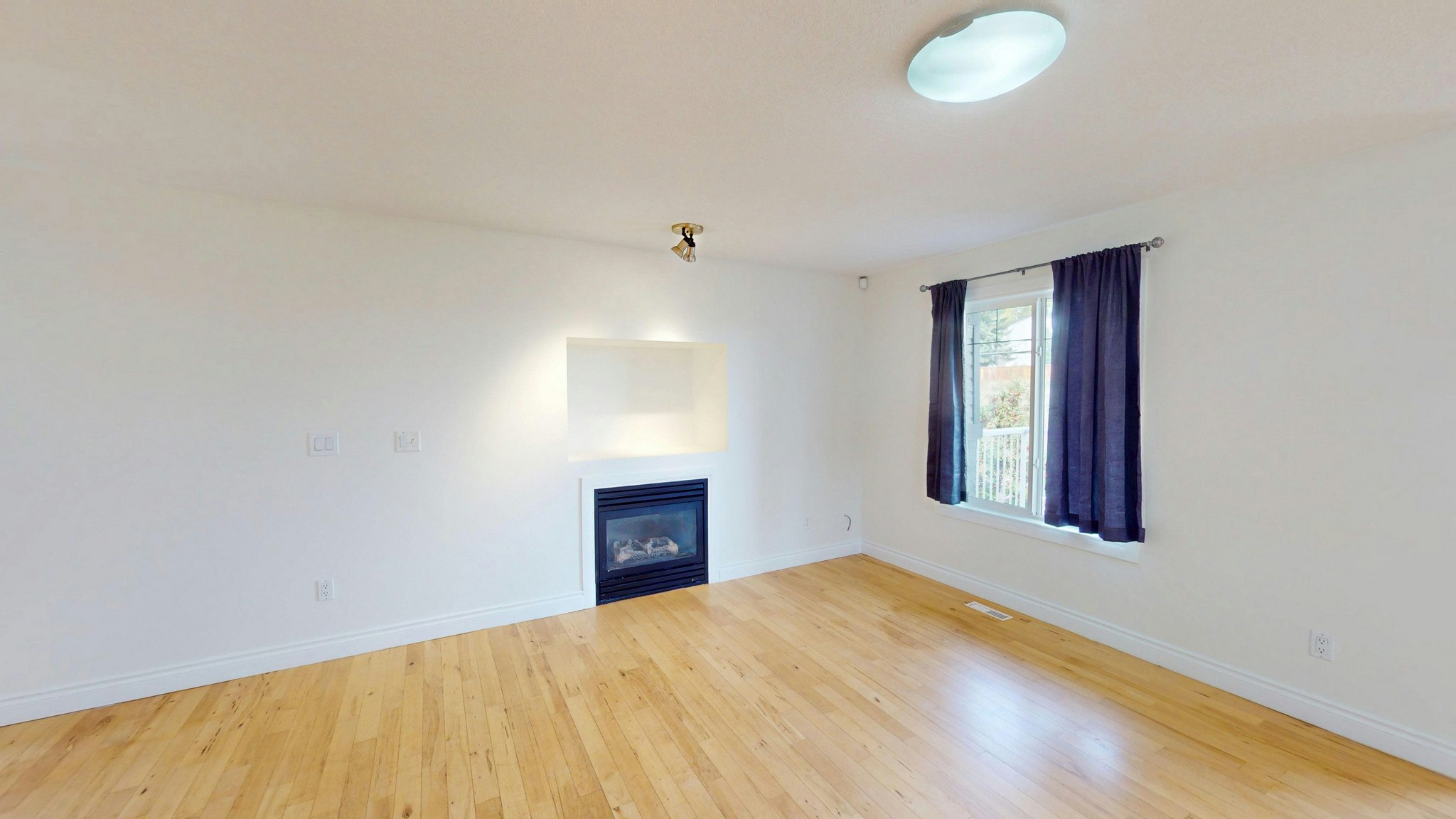 1331 8 Avenue Ne, Calgary, AB, T2E 0P2 - 4