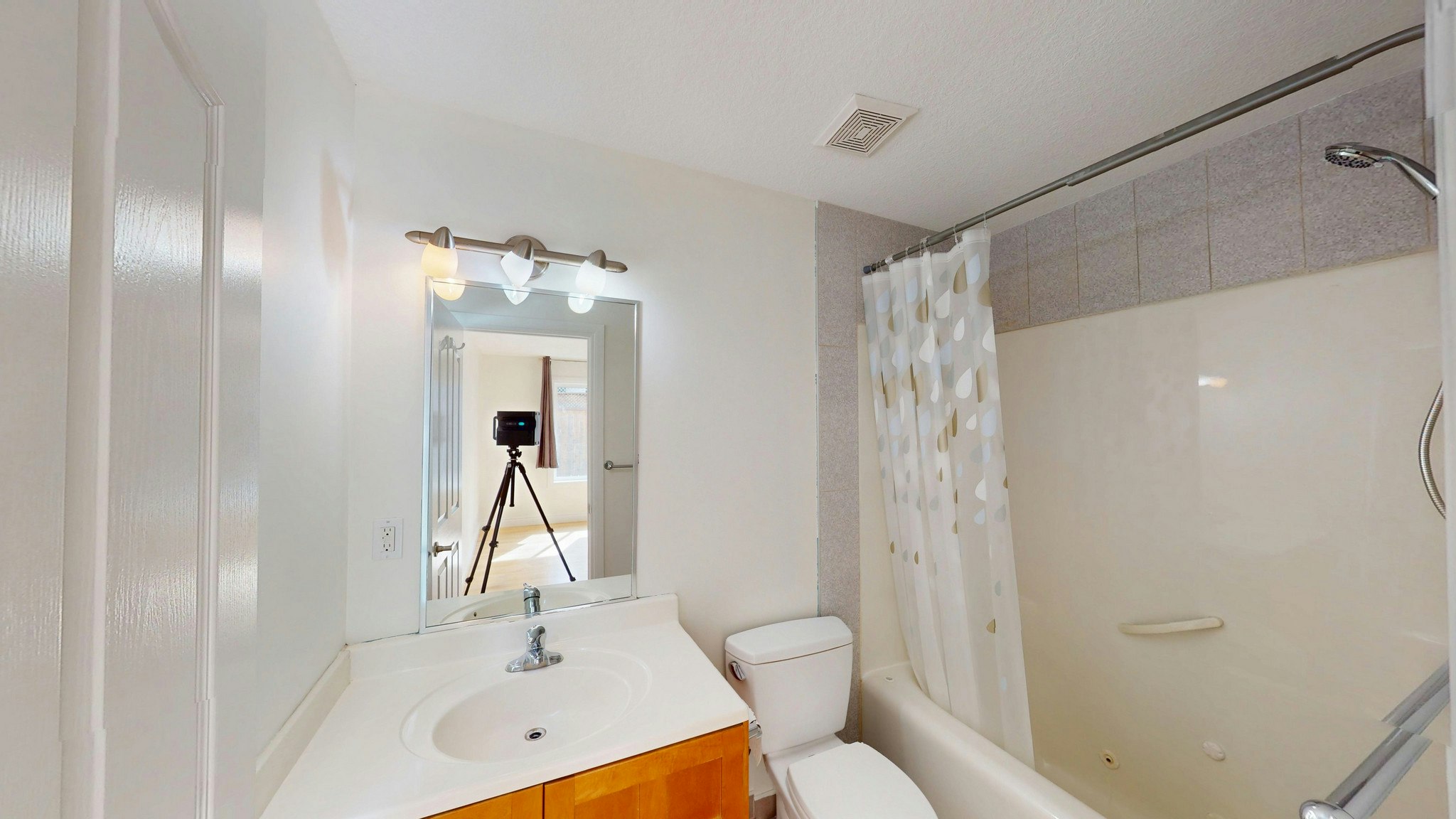 1331 8 Avenue Ne, Calgary, AB, T2E 0P2 - 9