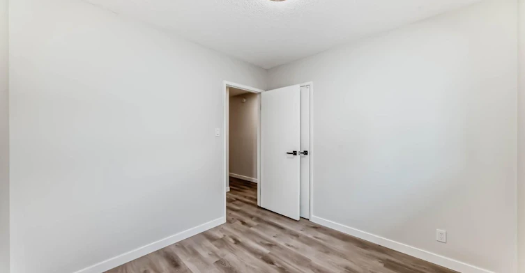 1319 107 Avenue Sw, Calgary, AB, T2W 0C1 - 20