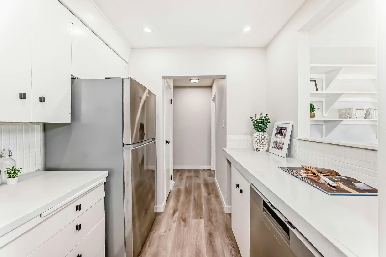 1319 107 Avenue Sw, Calgary, AB, T2W 0C1 - 5