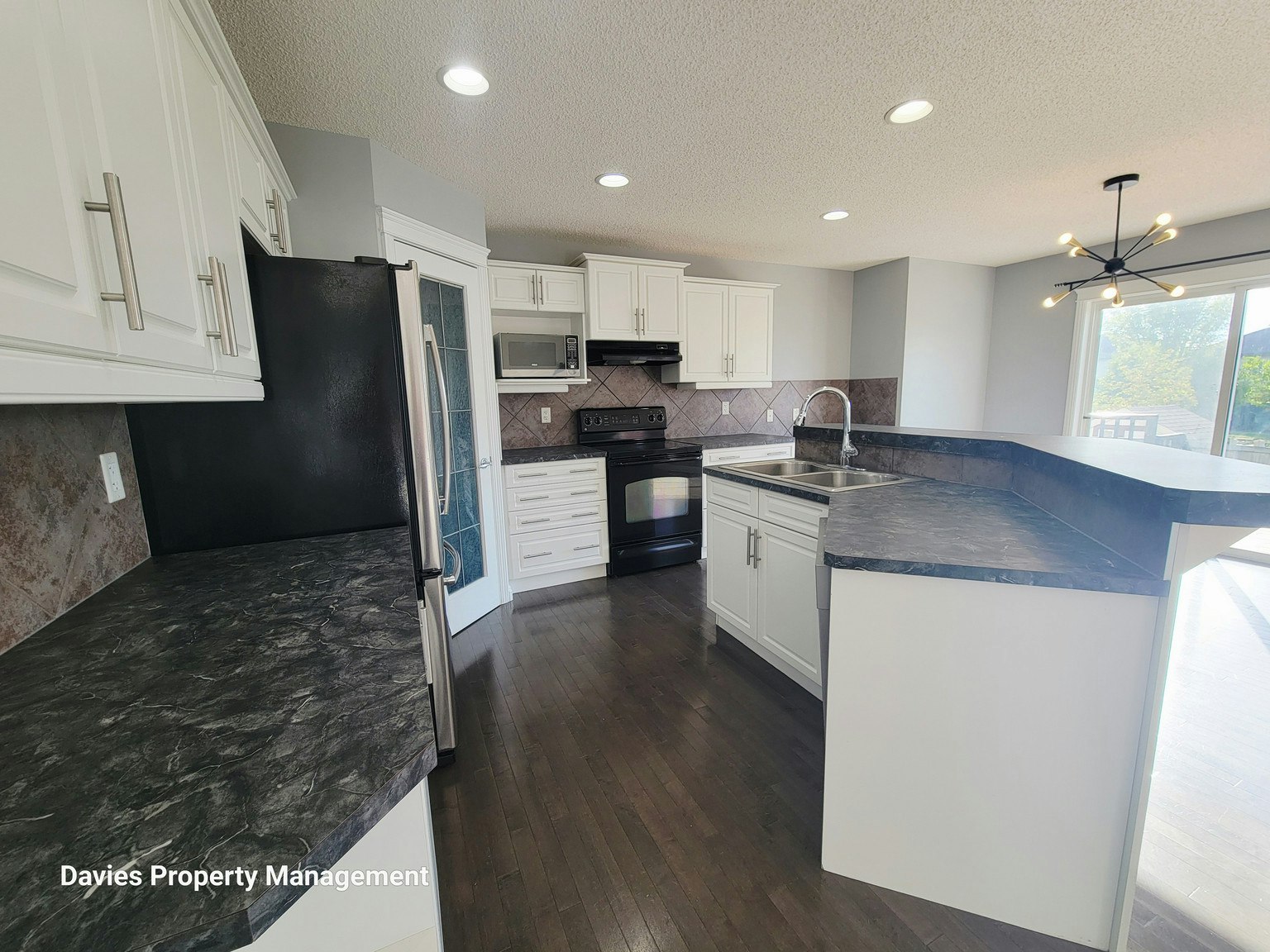 1020 118a Street Southwest, Edmonton, AB, T6W 0B8