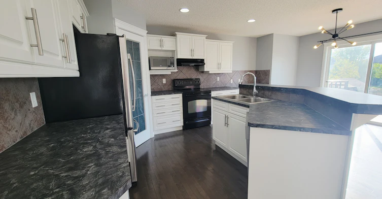 1020 118a Street Southwest, Edmonton, AB, T6W 0B8