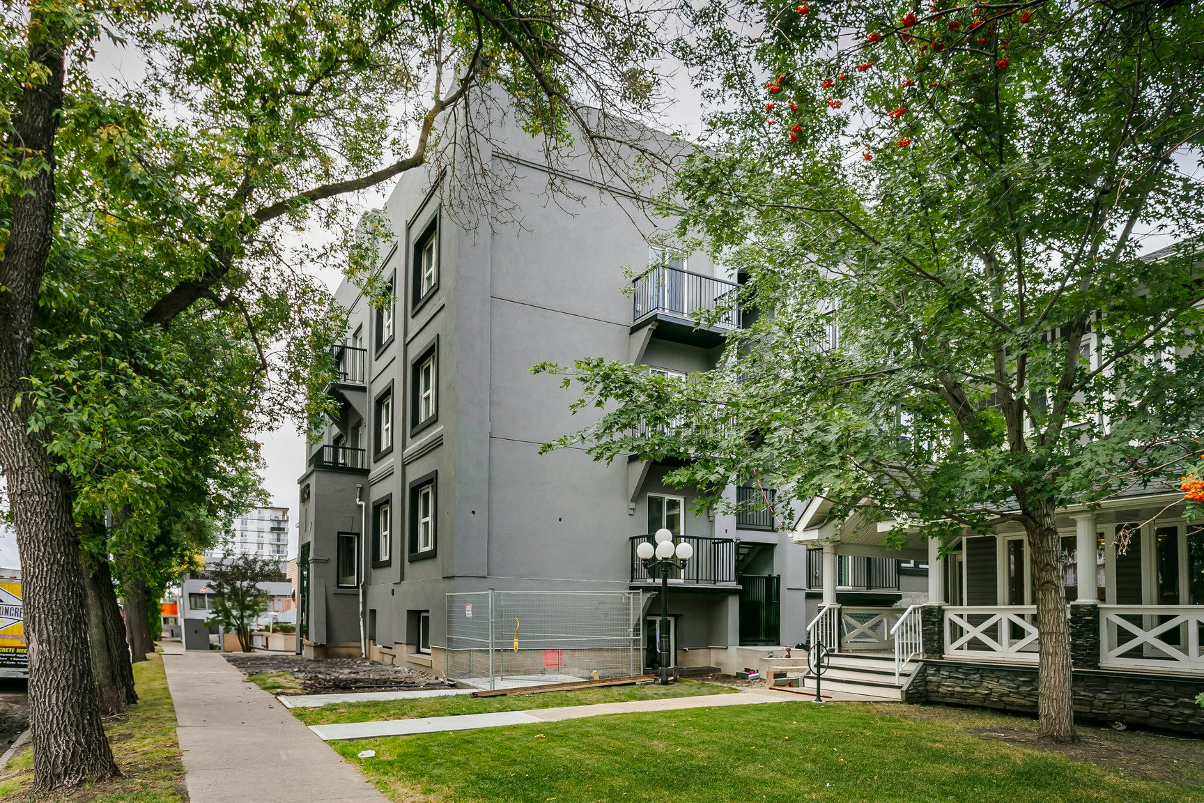 304-10146 121 Street Northwest, Edmonton, AB, T5N 1K4