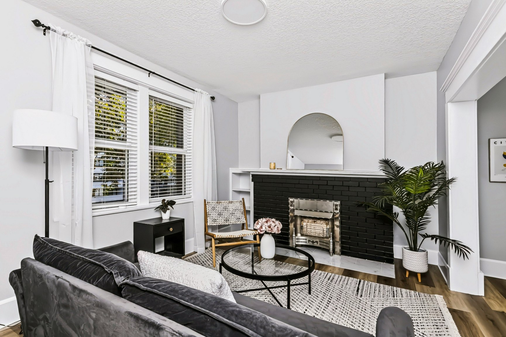 304-10146 121 Street Northwest, Edmonton, AB, T5N 1K4 - 46