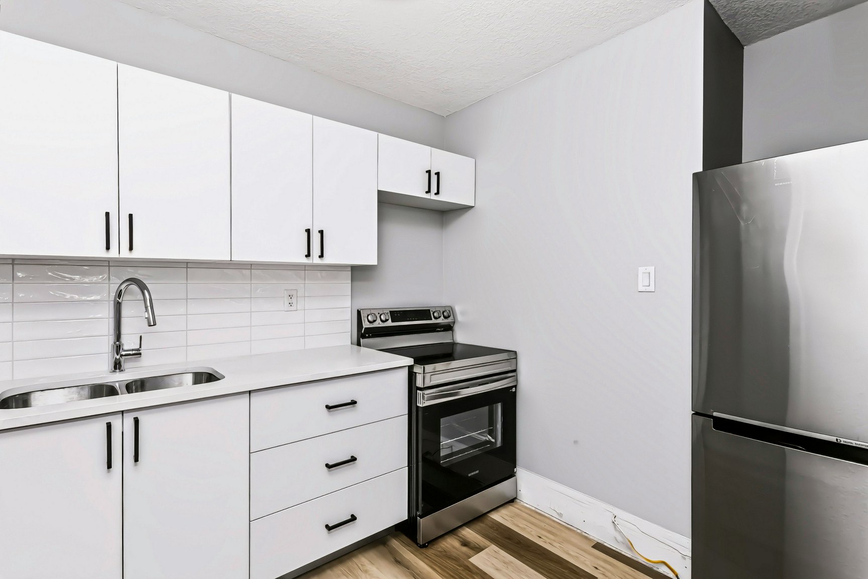 304-10146 121 Street Northwest, Edmonton, AB, T5N 1K4 - 10