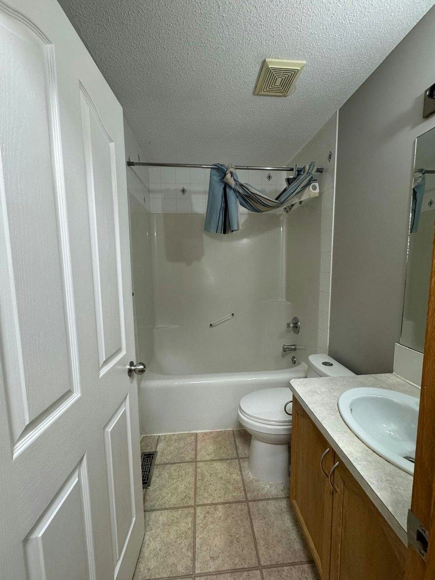 671 Taradale Drive Northeast, Calgary, AB, T3J 4W1 - 9