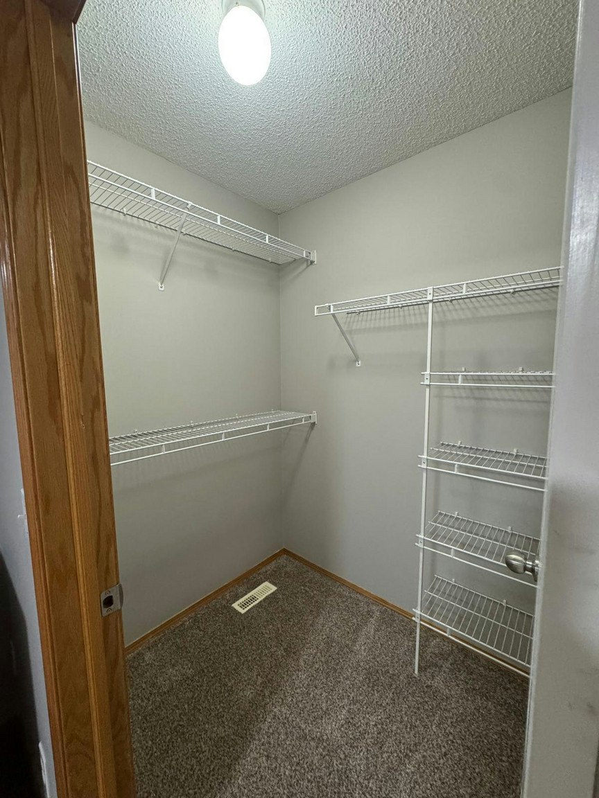 671 Taradale Drive Northeast, Calgary, AB, T3J 4W1 - 5
