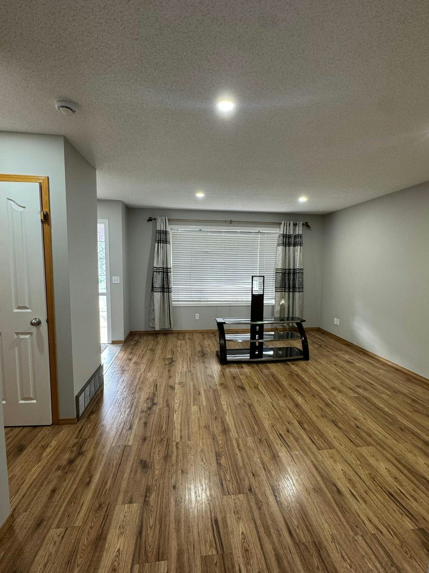 671 Taradale Drive Northeast, Calgary, AB, T3J 4W1 - 13